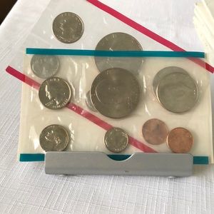 12 uncirculated coins, 1976, sealed
